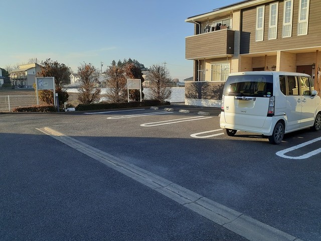 14/20 駐車場