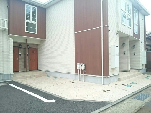 17/25 エントランス