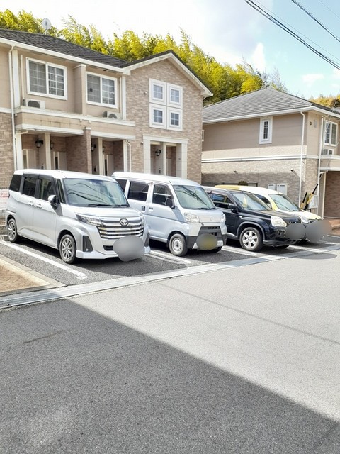 2/10 駐車場
