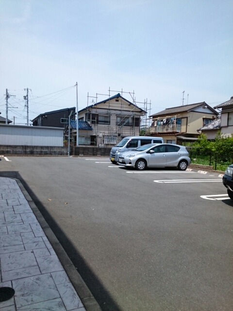 14/20 駐車場
