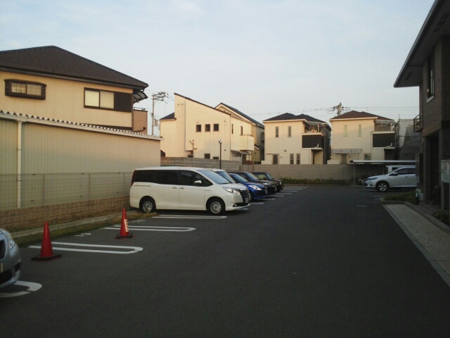 14/20 駐車場