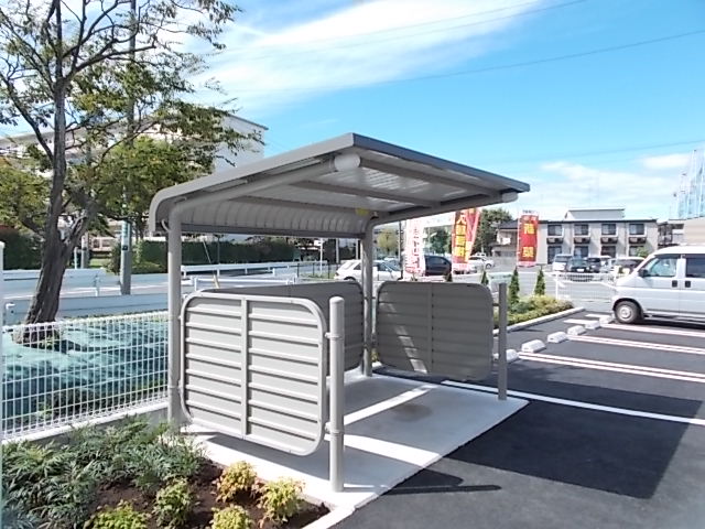 28/30 駐車場