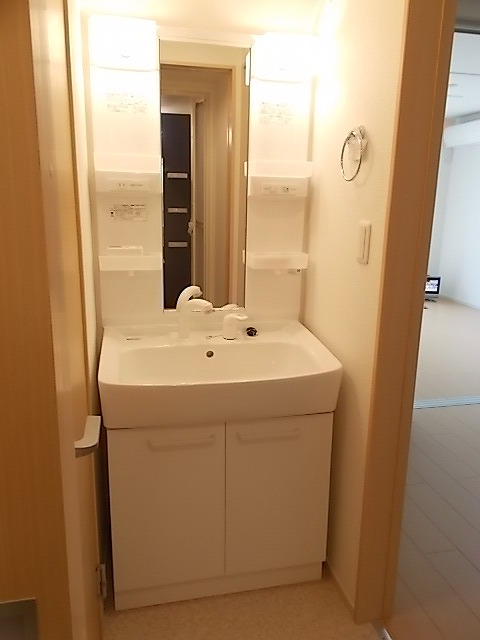 19/30 洗面