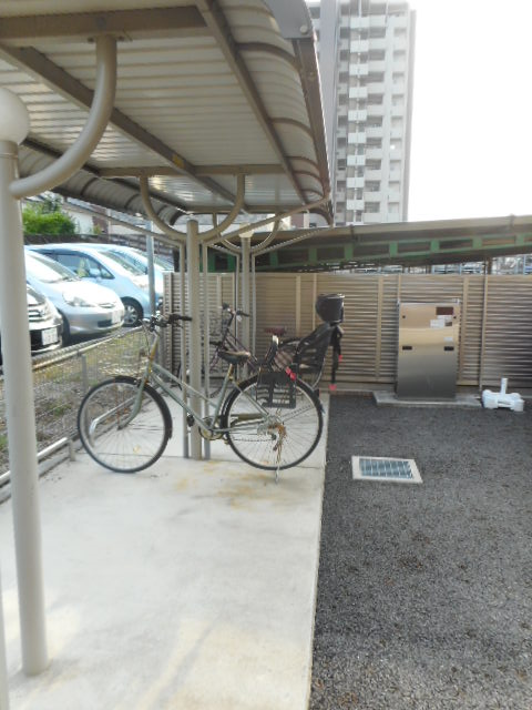 13/20 エントランス