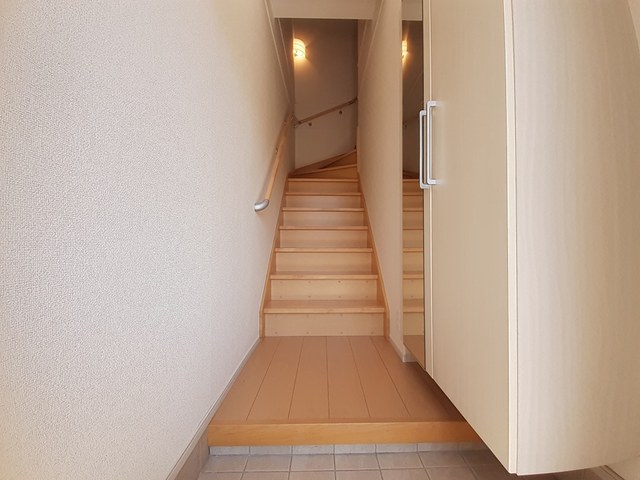 5/19 玄関