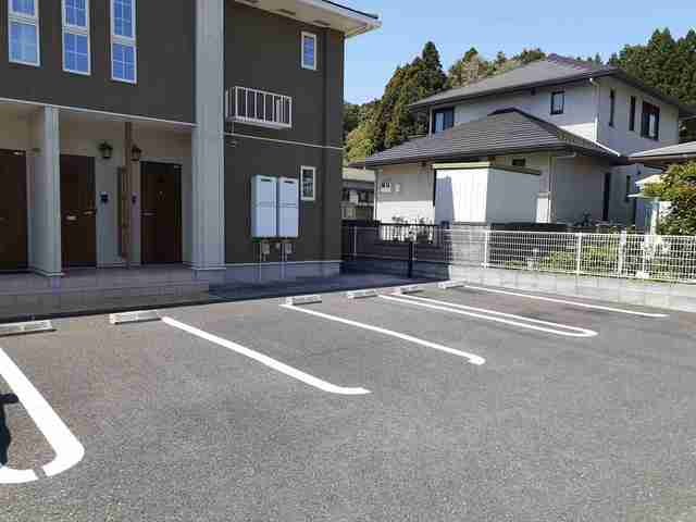 14/20 駐車場