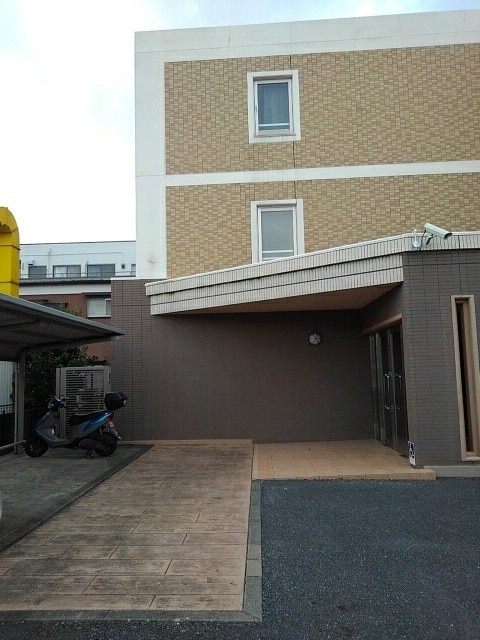 17/28 エントランス