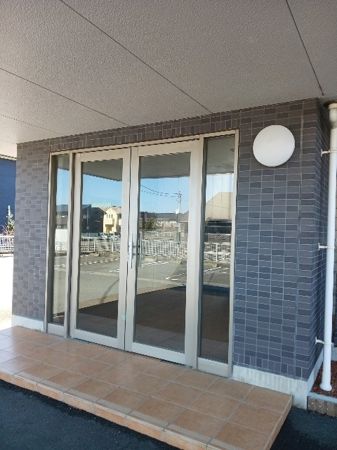 13/20 エントランス