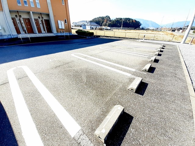2/8 駐車場