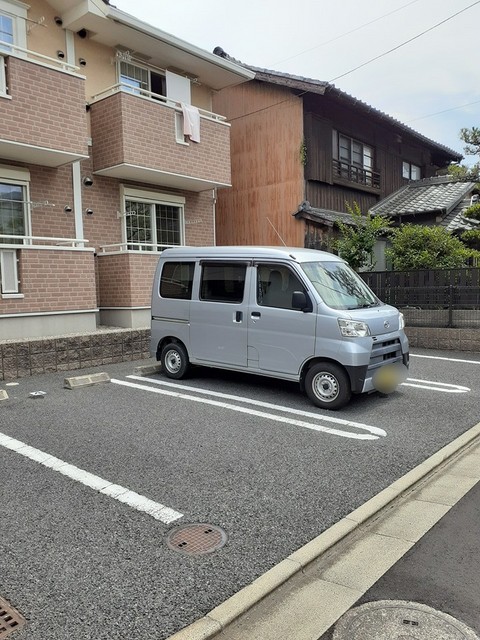14/20 駐車場