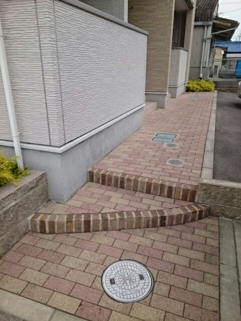 15/21 エントランス