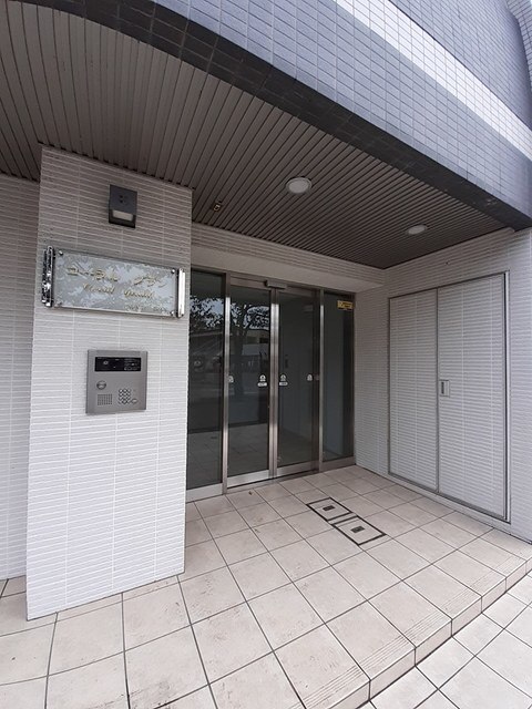 2/10 エントランス