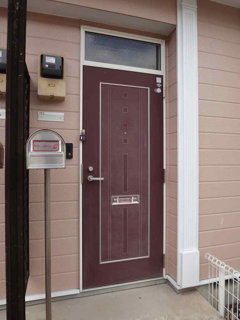 16/23 エントランス