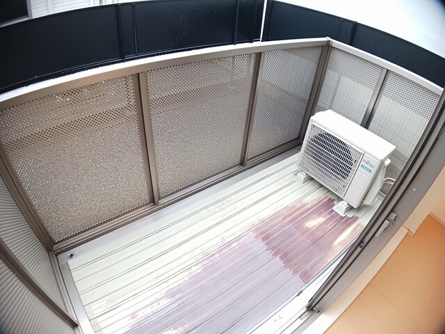 13/20 バルコニー