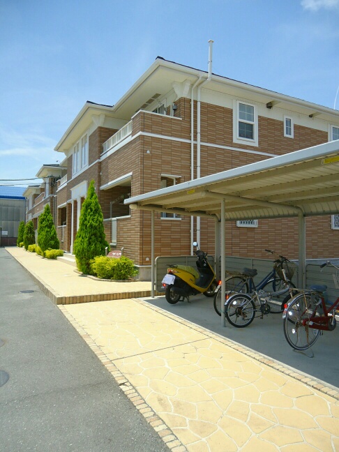 14/22 エントランス