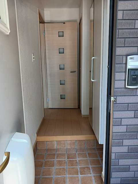 6/20 玄関