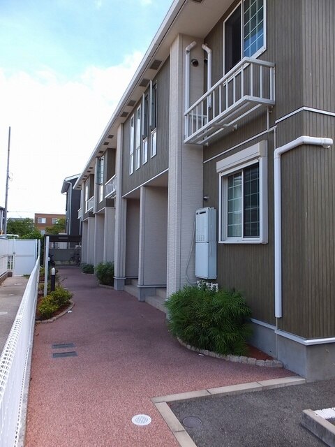 21/27 エントランス