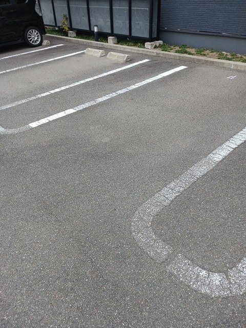 14/20 駐車場