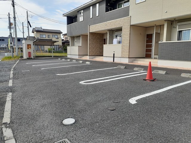 2/8 駐車場