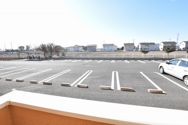14/20 駐車場