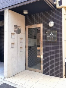 14/20 エントランス