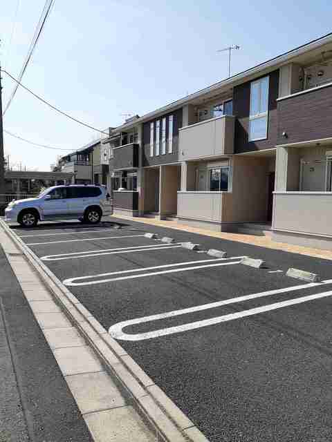 16/30 駐車場