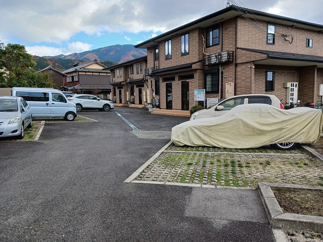14/20 駐車場