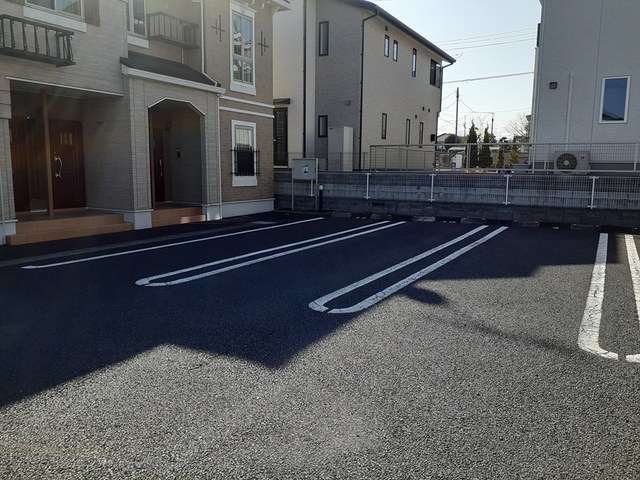 14/20 駐車場