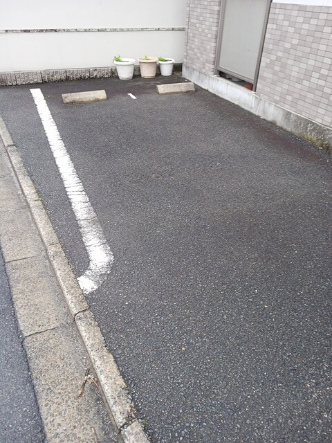 14/20 駐車場