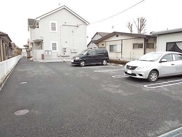 14/20 駐車場