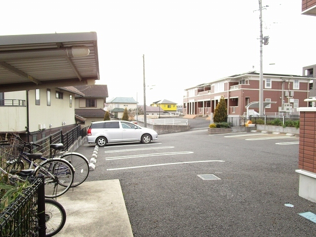 14/20 駐車場