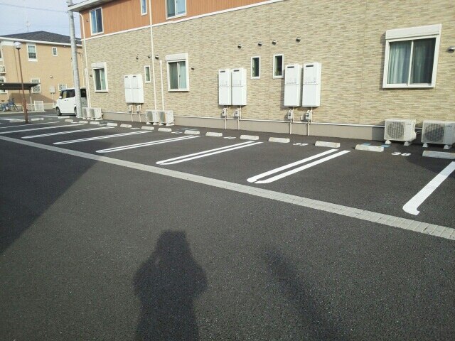 14/20 駐車場