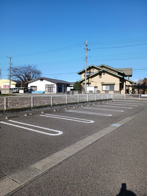 14/20 駐車場