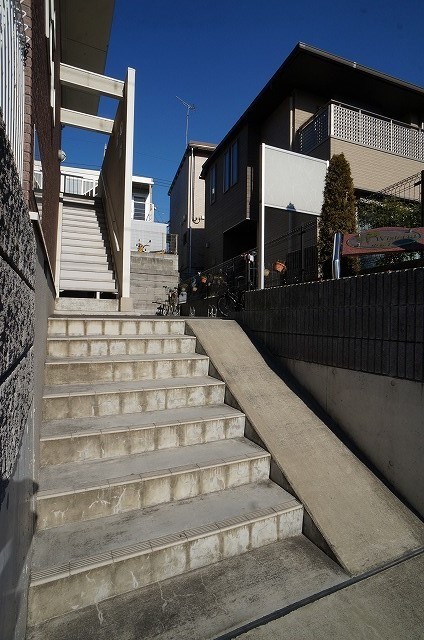 14/20 エントランス