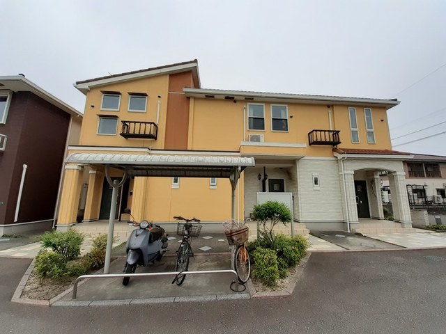 13/20 エントランス