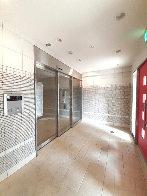 14/21 エントランス