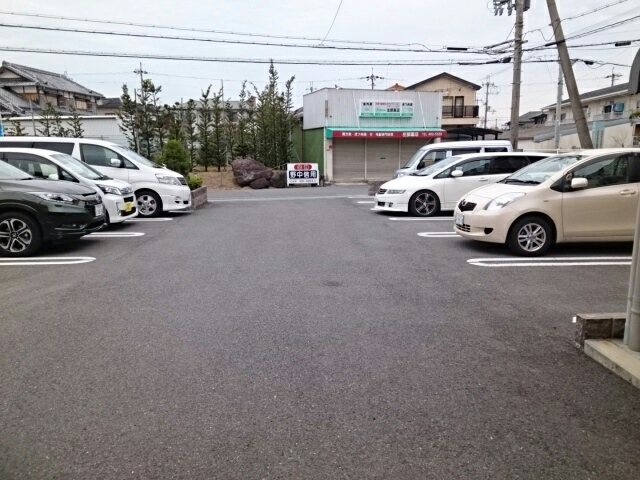 2/8 駐車場