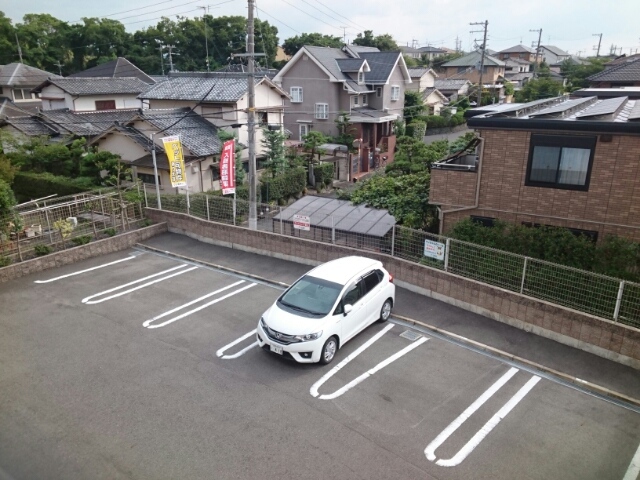 14/20 駐車場