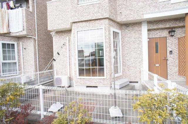 13/20 エントランス