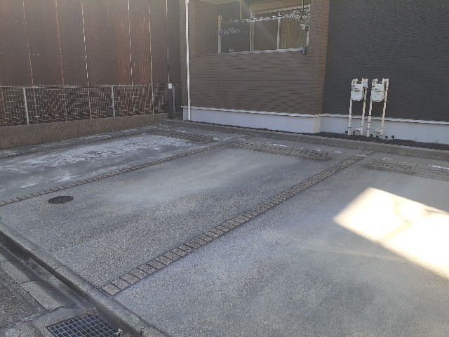 14/22 駐車場