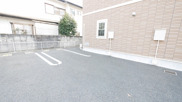 14/20 駐車場