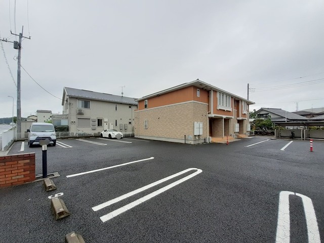 14/20 駐車場
