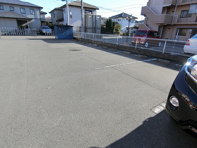 14/20 駐車場