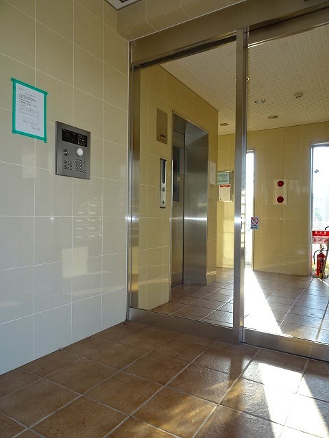 2/8 エントランス