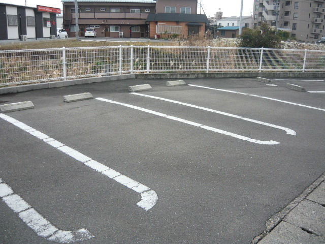 14/20 駐車場