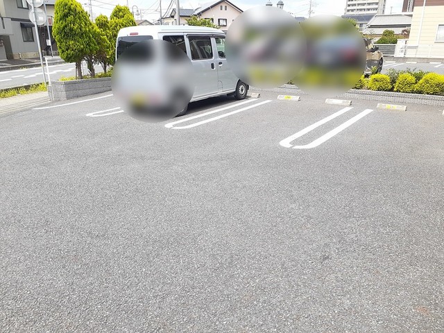 2/8 駐車場