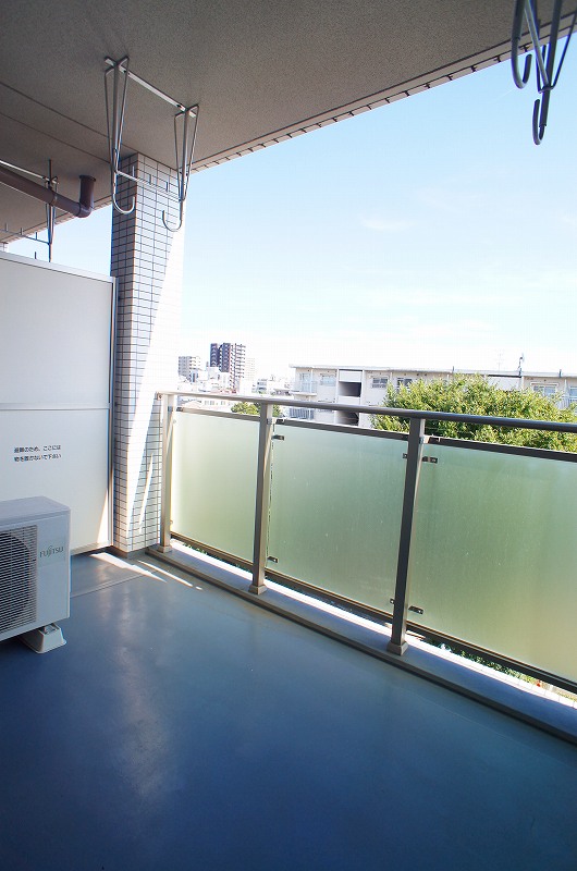 13/23 バルコニー