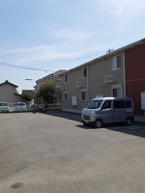 14/20 駐車場
