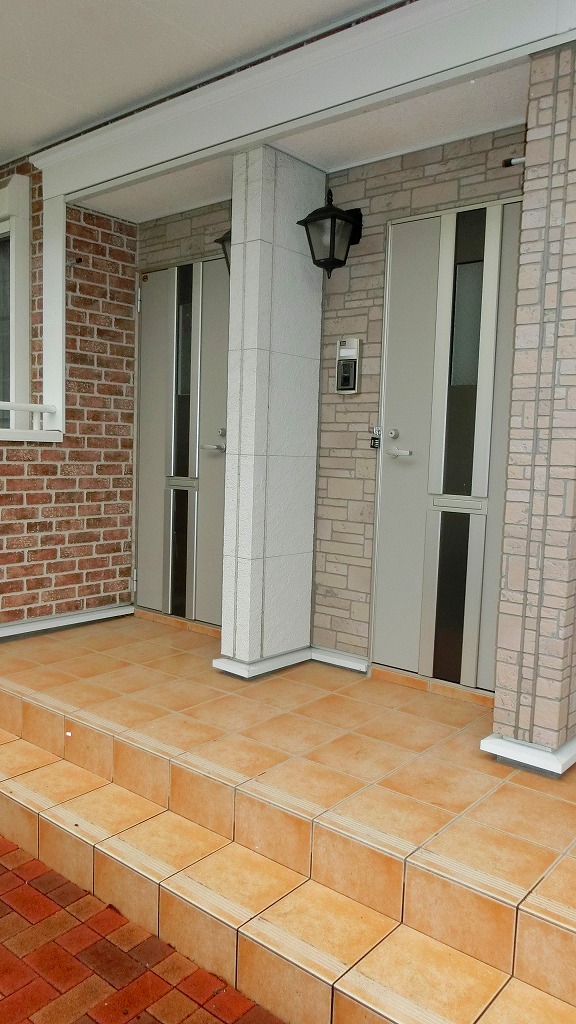 13/23 エントランス