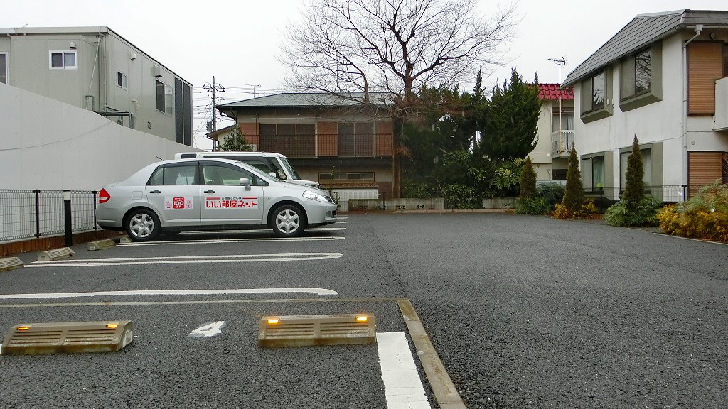 14/23 駐車場